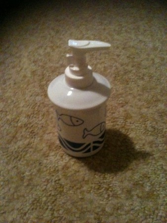 n°13 : distributeur de savon rechargeable 2.50€