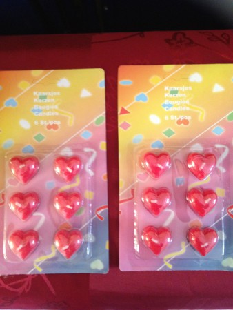 n°20 : bougie mini coeur 2.50€ le paquet de6